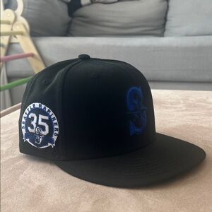 New Era Black and Blue Seattle Mariners Hat